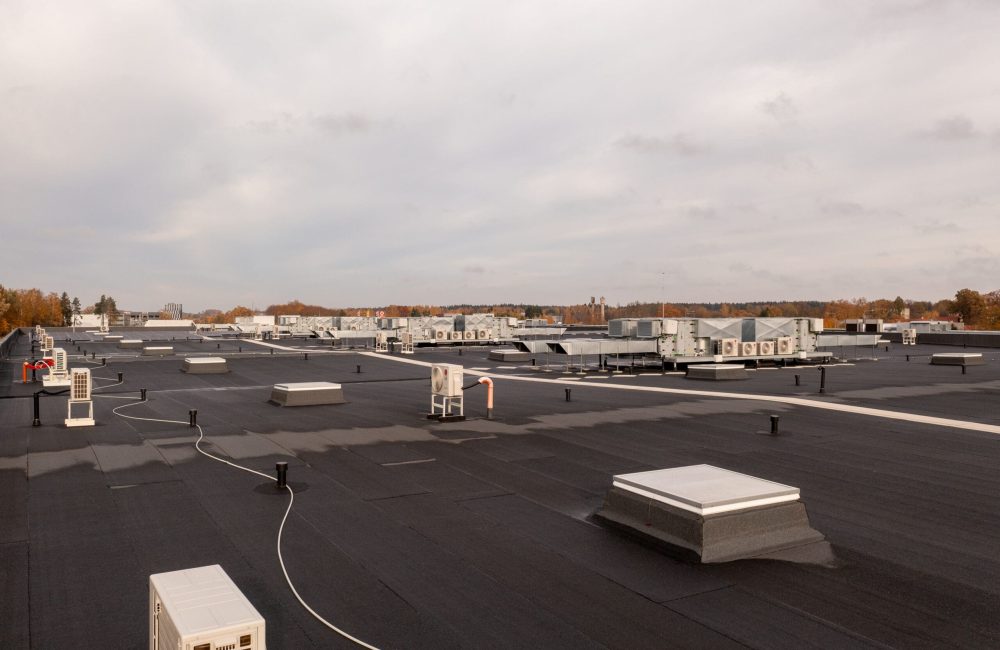 EPDM Commercial Roof: Prepare Your Roof for Winter and 2027 Budget Planning